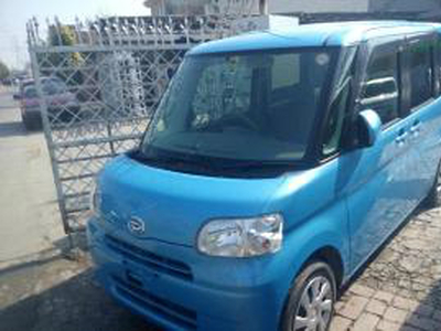 Daihatsu Tanto - 0.7L (0700 cc) Blue
