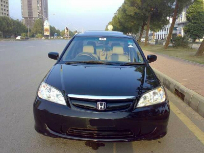 Honda Civic - 1.6L (1600 cc) Black