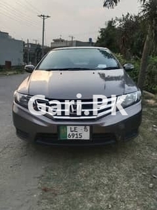 Honda City IVTEC 2015 for Sale in Lahore•