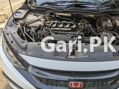 Honda Civic Turbo 1.5 2016 for Sale in Karachi•