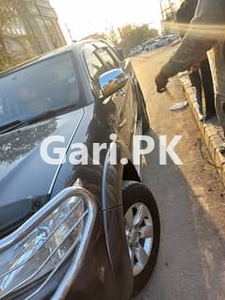 Toyota Hilux 2013 for Sale in Lahore•