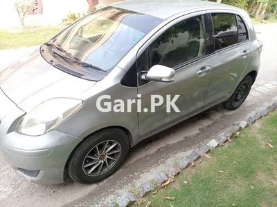 Toyota Vitz F 1.0 2008 for Sale in Lahore