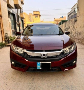 Honda civic 2019 Red meter Islamabad Reg
