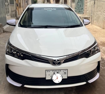Toyota Corolla Gli 2019 /20 super white