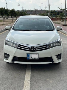 Toyota Corolla gli auto 2015 model