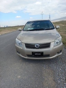 urgent sale Toyota axio Ghar kie used Gadi hain cntct 03312296757