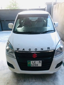 WagonR VXL White 2018 Family Used
