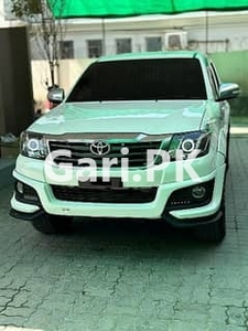 Toyota Hilux 2015 for Sale in Lahore