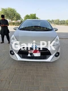 Toyota Aqua 2018 for Sale in Sadiqabad