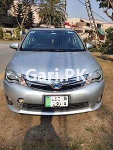 Toyota Corolla Axio Hybrid 1.5 2015 for Sale in Lahore