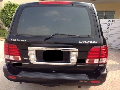 2003 toyota land-cruiser for sale in lahore