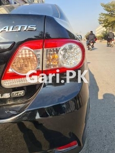 Toyota Corolla Altis SR Cruisetronic 1.6 2012 for Sale in Rawalpindi