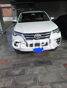 Toyota Fortuner V 2020 for Sale in Lahore