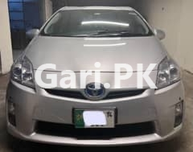 Toyota Prius 2010 for Sale in DHA Phase 6