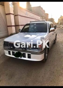 Toyota Hilux Double Cab 2001 for Sale in Islamabad