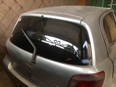 Toyota Vitz F 1.0 2001 for Sale in Faisalabad