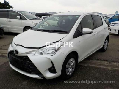 Toyota Vitz F 1.0 2017 for Sale in Karachi