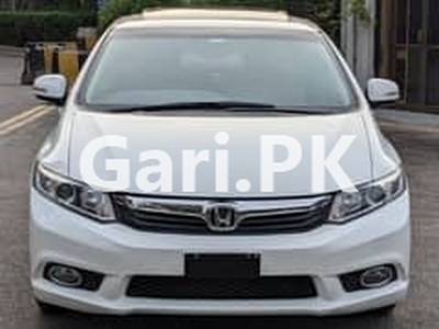 Honda Civic Prosmetic 2014 for Sale in Lahore•