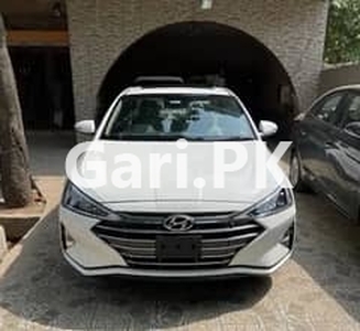 Hyundai Elantra 2022 for Sale in Karachi•