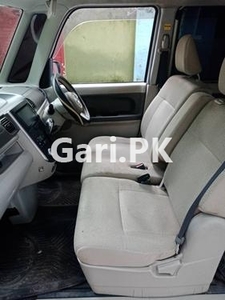 Daihatsu Tanto Custom X 2015 for Sale in Lahore