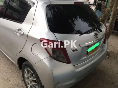 Toyota Vitz F M Package 1.0 2012 for Sale in Karachi