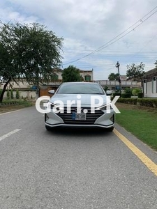 Hyundai Elantra GLS 2022 for Sale in Mardan