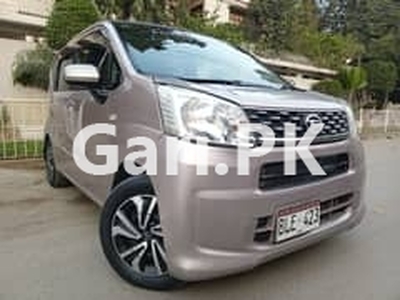 Daihatsu Move 2014 for Sale in Karachi