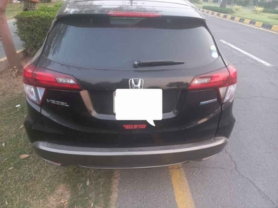 Honda Vezel X 2014 for Sale in Lahore