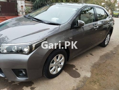 Toyota Corolla Altis CVT-i 1.8 2015 for Sale in Lahore