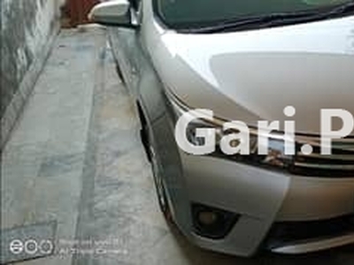 Toyota Corolla GLI 2016 for Sale in Bhalwal