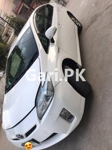 Toyota Prius 2011 for Sale in Faisalabad