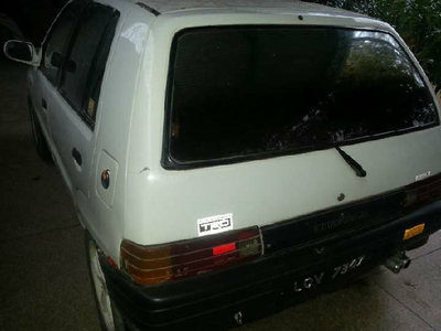 Daihatsu Charade - 1.3L (1300 cc) White