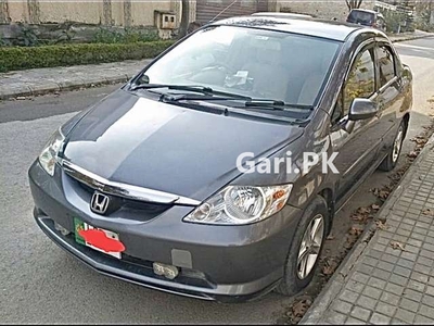 Honda City IDSI 2004 for Sale in Islamabad