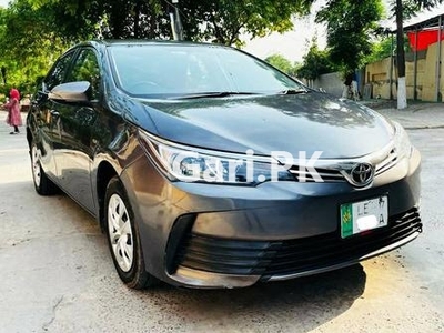 Toyota Corolla GLi 1.3 VVTi 2017 for Sale in Lahore