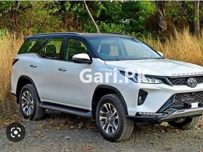 Toyota Fortuner Legender 2022 for Sale in Karachi