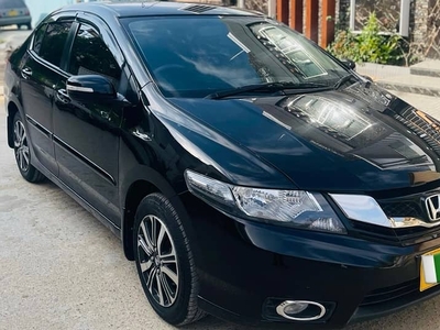 HONDA CITY 2018 AUTOMATIC IN AMAZING BRAND NEW CONDITION