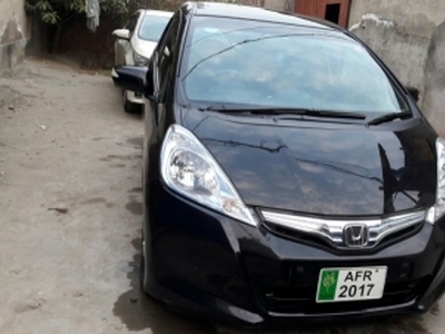 2017 honda fit for sale in lahore
