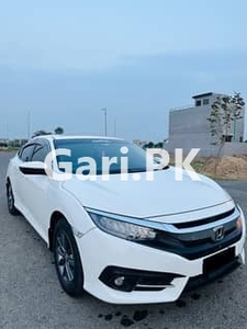 Honda Civic Oriel 2020 for Sale in Lahore•