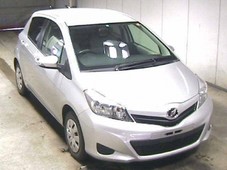 2011 toyota vitz for sale in lahore