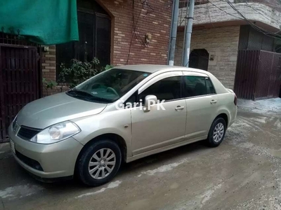 Nissan Tiida 2012 for Sale in Lahore