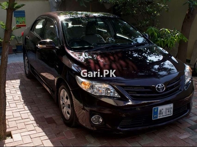 Toyota Corolla GLI 2013 for Sale in Peshawar