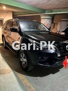 Toyota Fortuner 2022 for Sale in Lahore