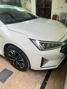 Hyundai elentra 2023 1.6 GL brand new