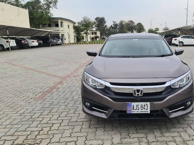 Honda Civic Oriel 1.8 2018