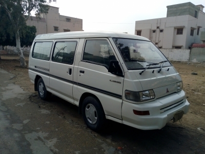 2005 mitsubishi l-300 for sale in karachi