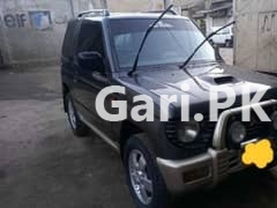Mitsubishi Pajero Mini 1997 for Sale in Quetta•