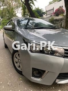 Toyota Corolla GLI 2016 for Sale in Lahore•