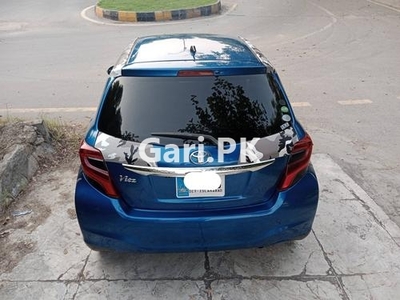 Toyota Vitz F 1.0 2014 for Sale in Islamabad