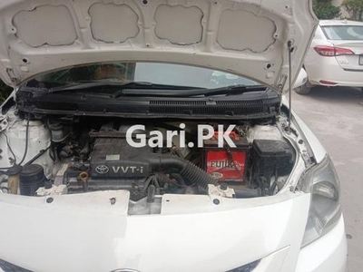 Toyota Belta G 1.3 2005 for Sale in Islamabad