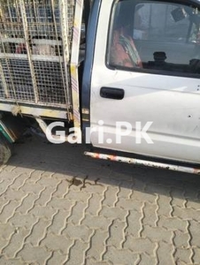 Toyota Hilux 2003 for Sale in Lahore